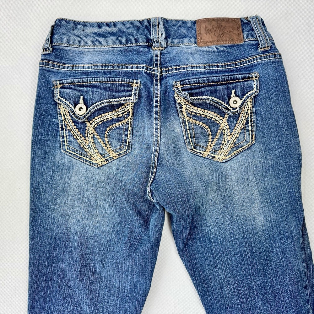 Ariya Jeans Valetta Womens 5/6 Medium Wash Bootcut Embroidered Flap Pocket Denim